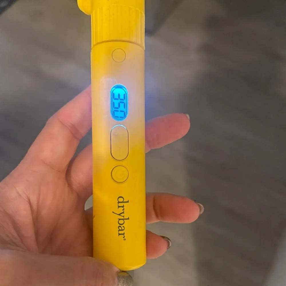 Like New Yellow Curling Iron
